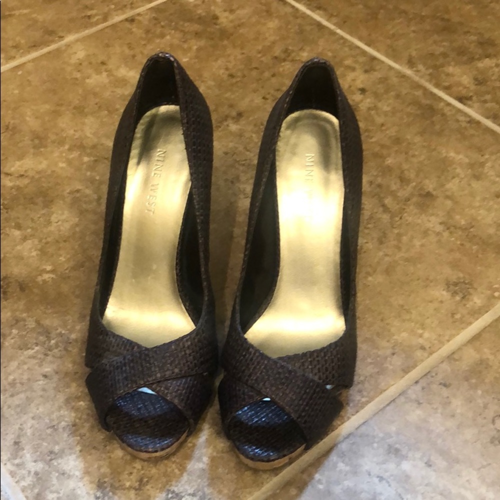 Dark purple peep toe pump